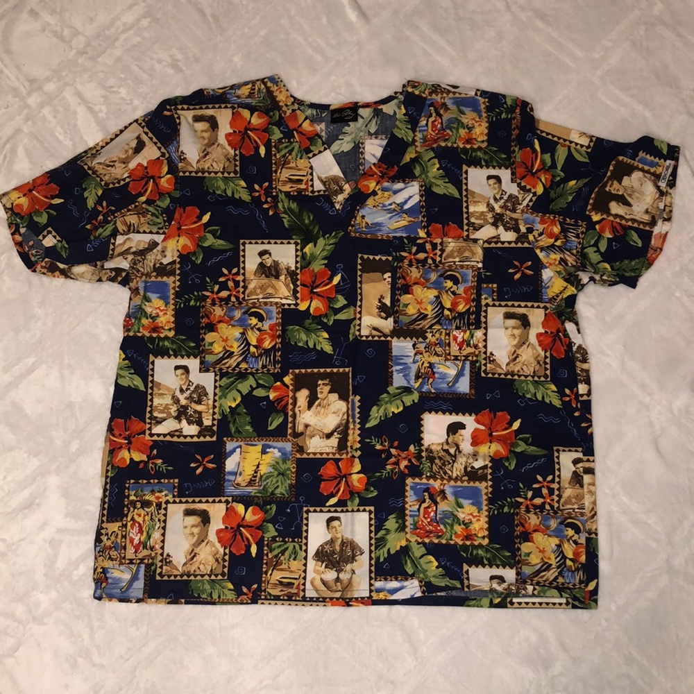 Elvis V-Neck Scrub Shirt L/XL